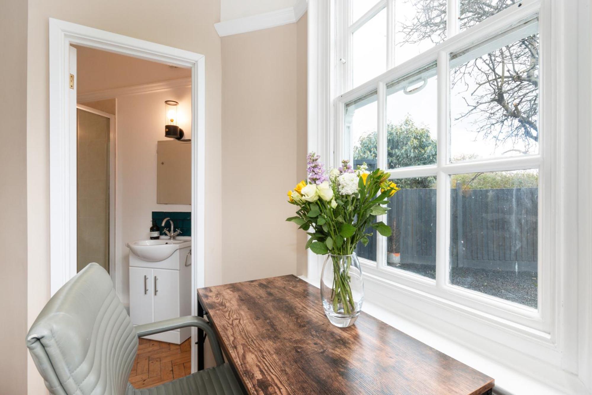 מלון לונדון The Vicarage Tooting, Sw17 מראה חיצוני תמונה