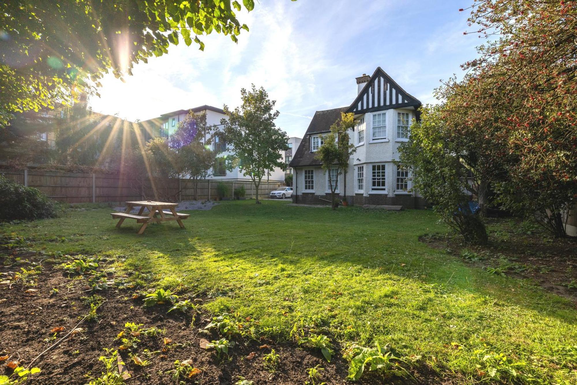 מלון לונדון The Vicarage Tooting, Sw17 מראה חיצוני תמונה